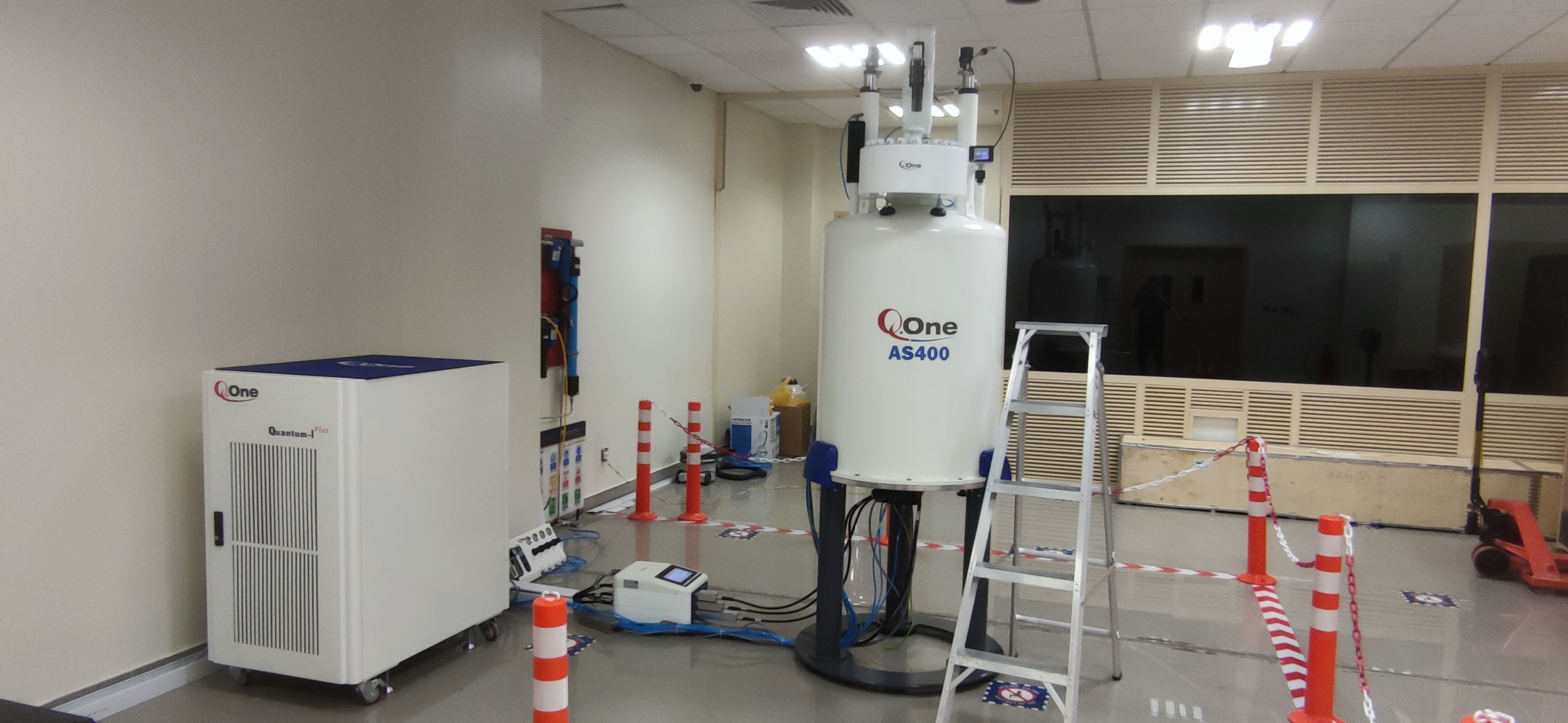 中科牛津公司顺利完成沙特400M核磁共振波谱仪安装调试工作