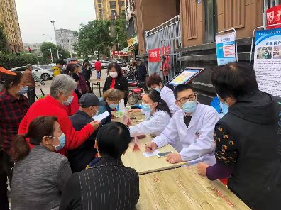湖北省人民医院汉阳医院连续3天爱心义诊进社区敬老送健康