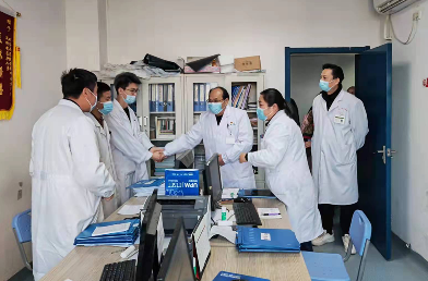 找问题 解难题 办实事 促发展