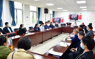 和润联党委举办“劳动者最光荣”座谈会